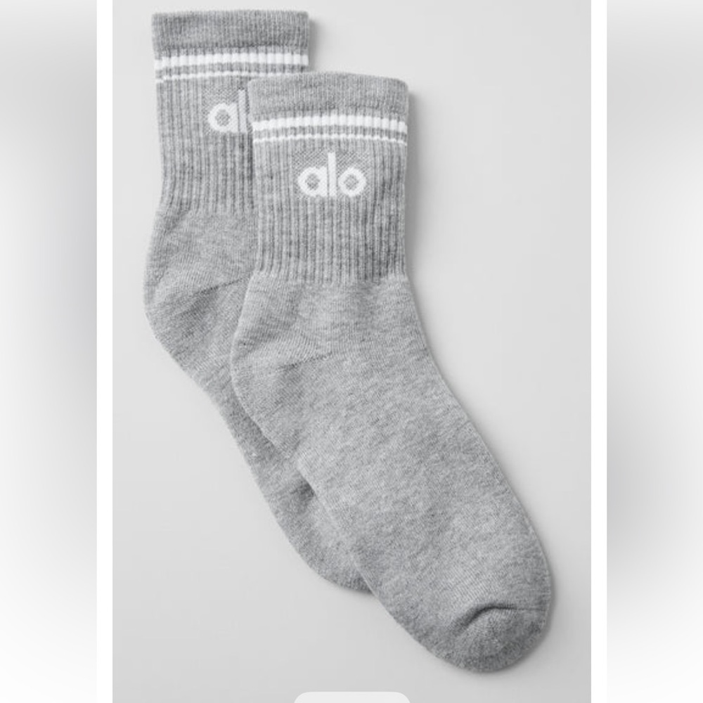 RESTOCK ALO Yoga Men’s “Throwback” Half Crew Sock (L) *BESTSELLER*